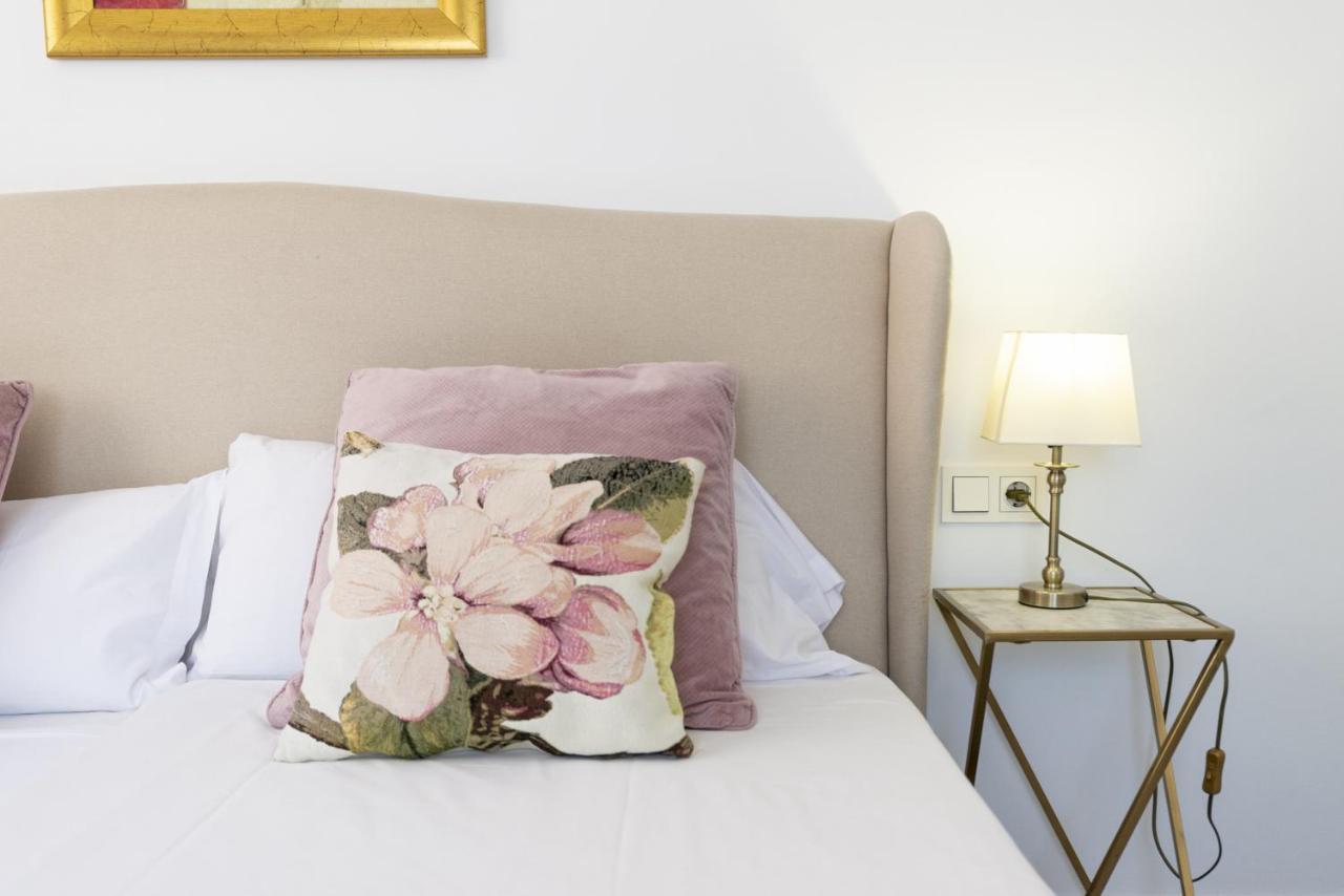 Soho Premium 4 Bedrooms Apartment Малага Экстерьер фото