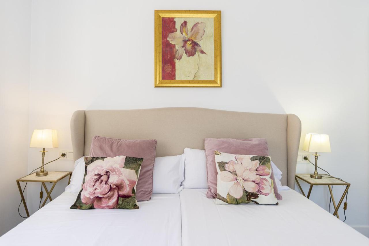 Soho Premium 4 Bedrooms Apartment Малага Экстерьер фото