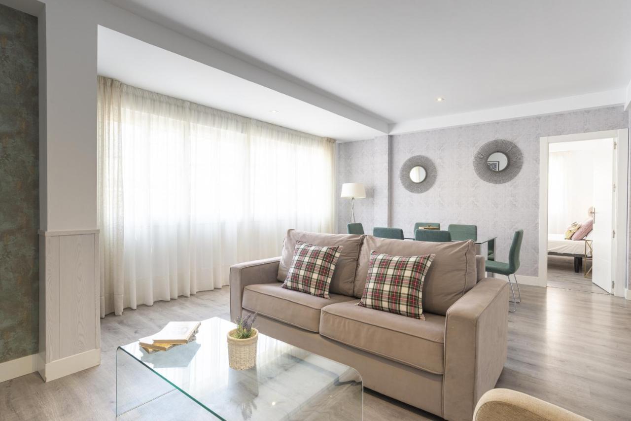 Soho Premium 4 Bedrooms Apartment Малага Экстерьер фото