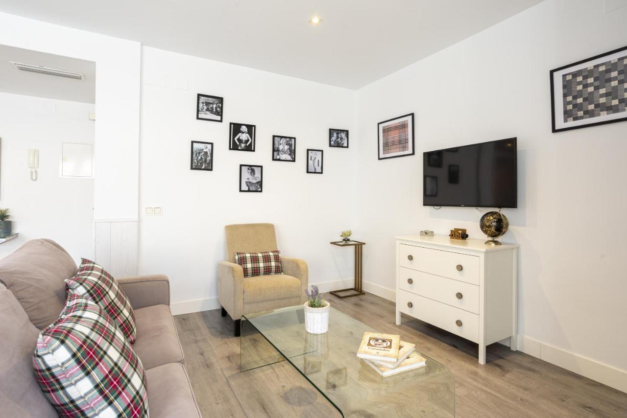 Soho Premium 4 Bedrooms Apartment Малага Экстерьер фото