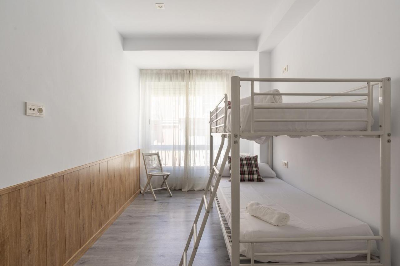 Soho Premium 4 Bedrooms Apartment Малага Экстерьер фото