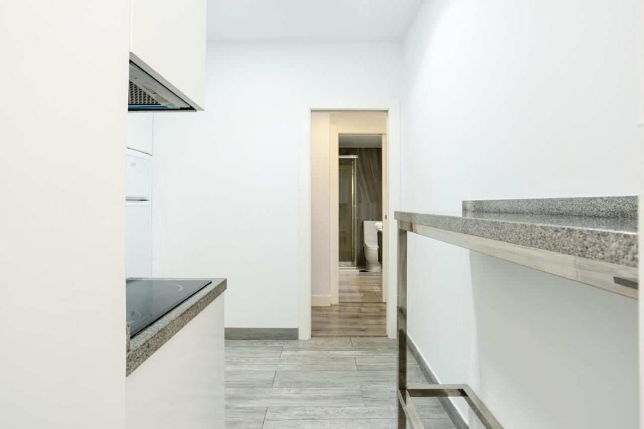 Soho Premium 4 Bedrooms Apartment Малага Экстерьер фото