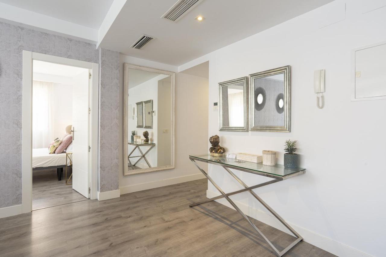 Soho Premium 4 Bedrooms Apartment Малага Экстерьер фото