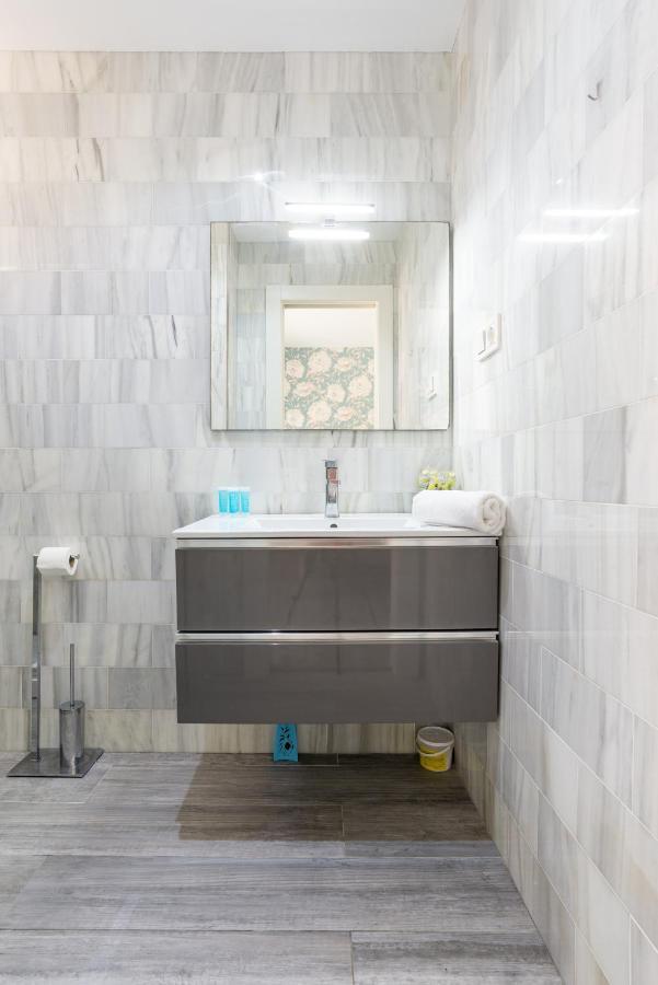 Soho Premium 4 Bedrooms Apartment Малага Экстерьер фото