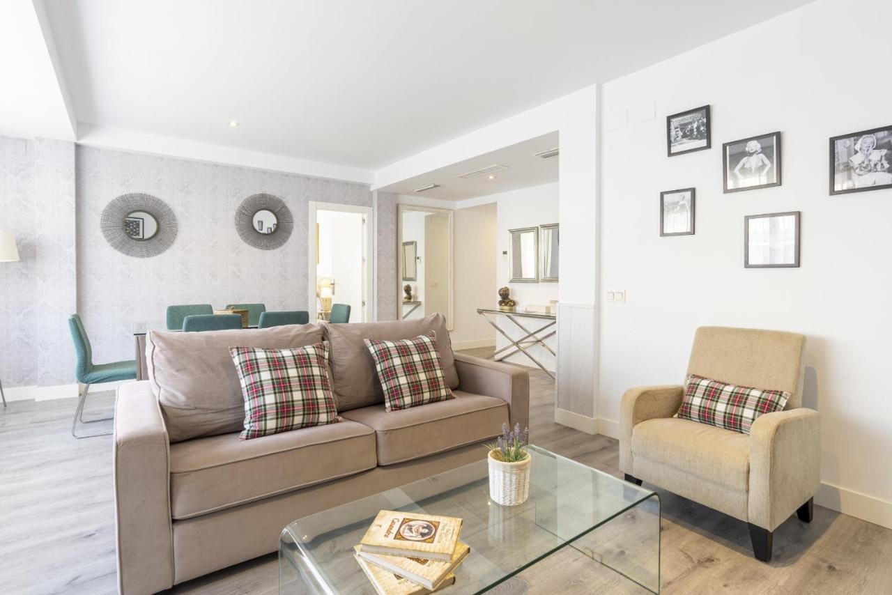 Soho Premium 4 Bedrooms Apartment Малага Экстерьер фото